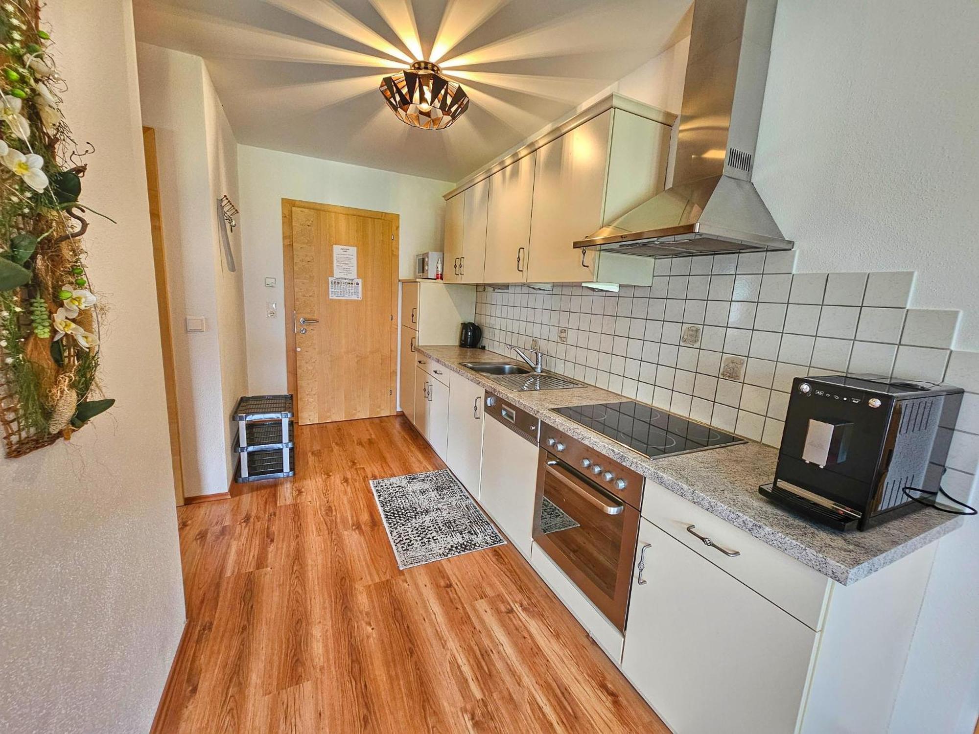 Appartement Sandra 斯达姆 外观 照片