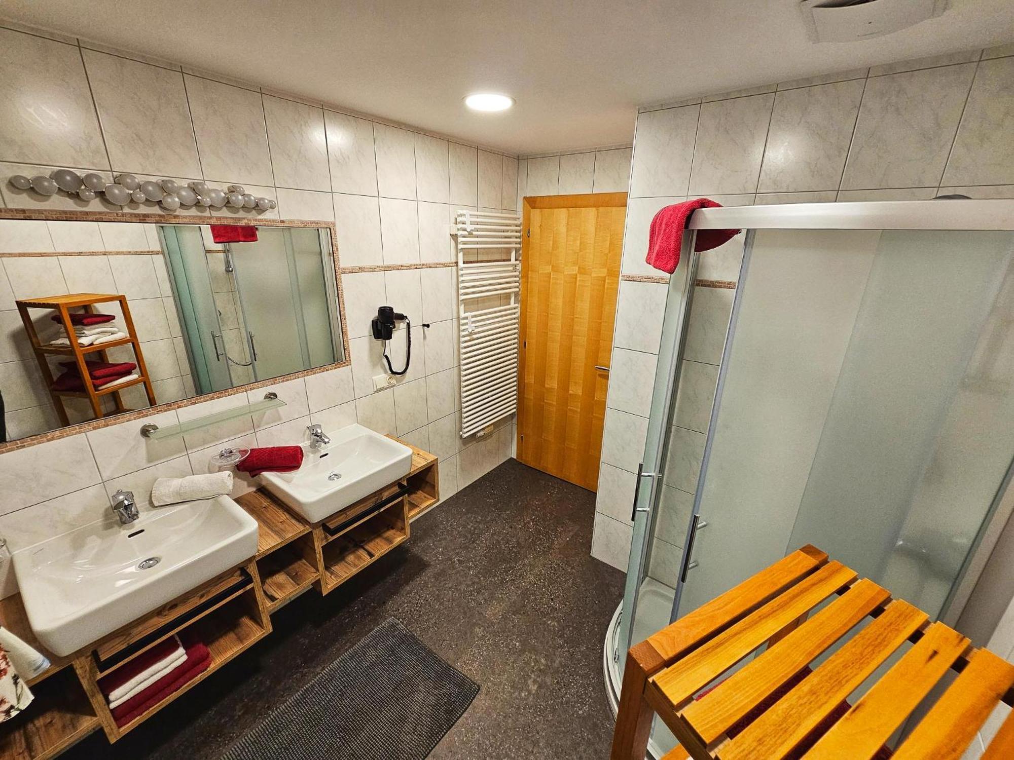 Appartement Sandra 斯达姆 外观 照片