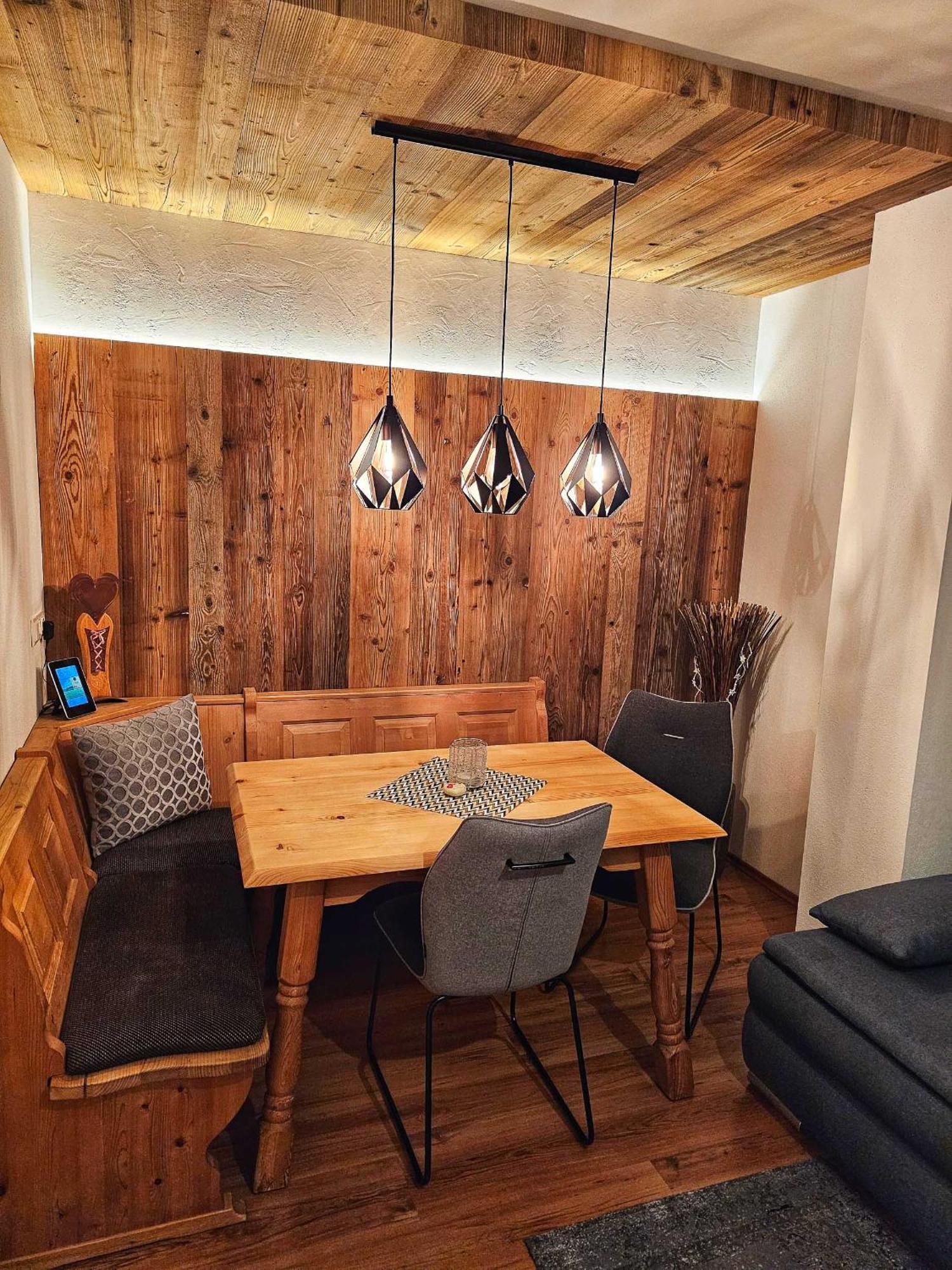 Appartement Sandra 斯达姆 外观 照片