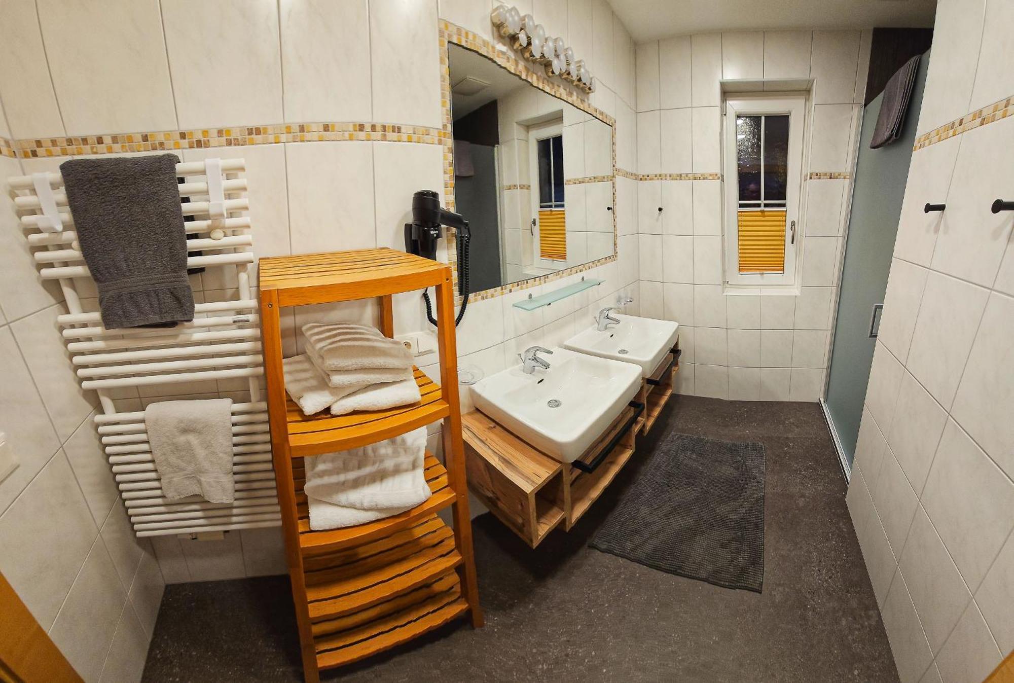 Appartement Sandra 斯达姆 外观 照片